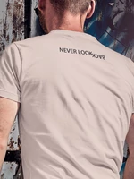 Kép 8/12 - never-look-back-ferfi-millenialpink-polo