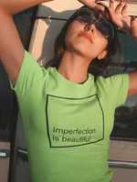 Kép 3/10 - Imperfection-is-beautiful-noi-vilagoszold-polo