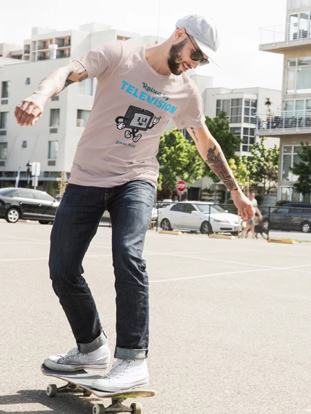 retro-tv-ferfi-millenialpink-polo