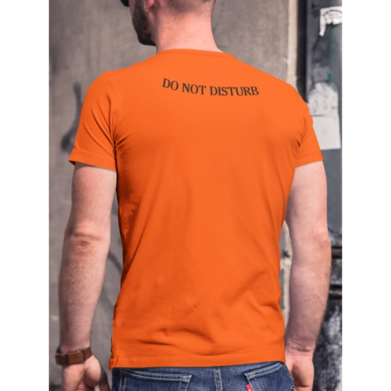 do-not-disturb-ferfi-narancssarga-polo