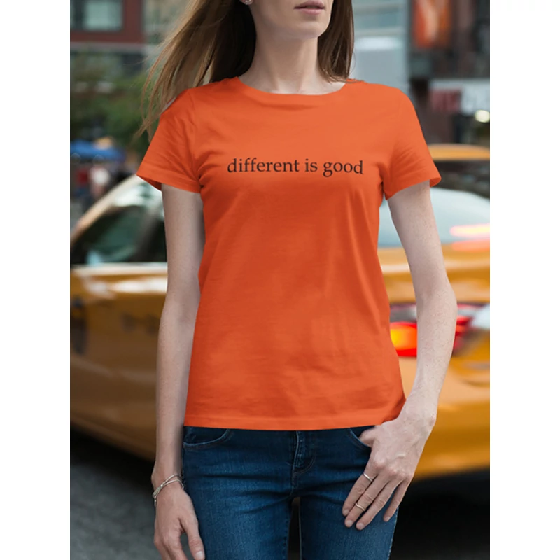 different-is-good-narancssarga-noi-polo