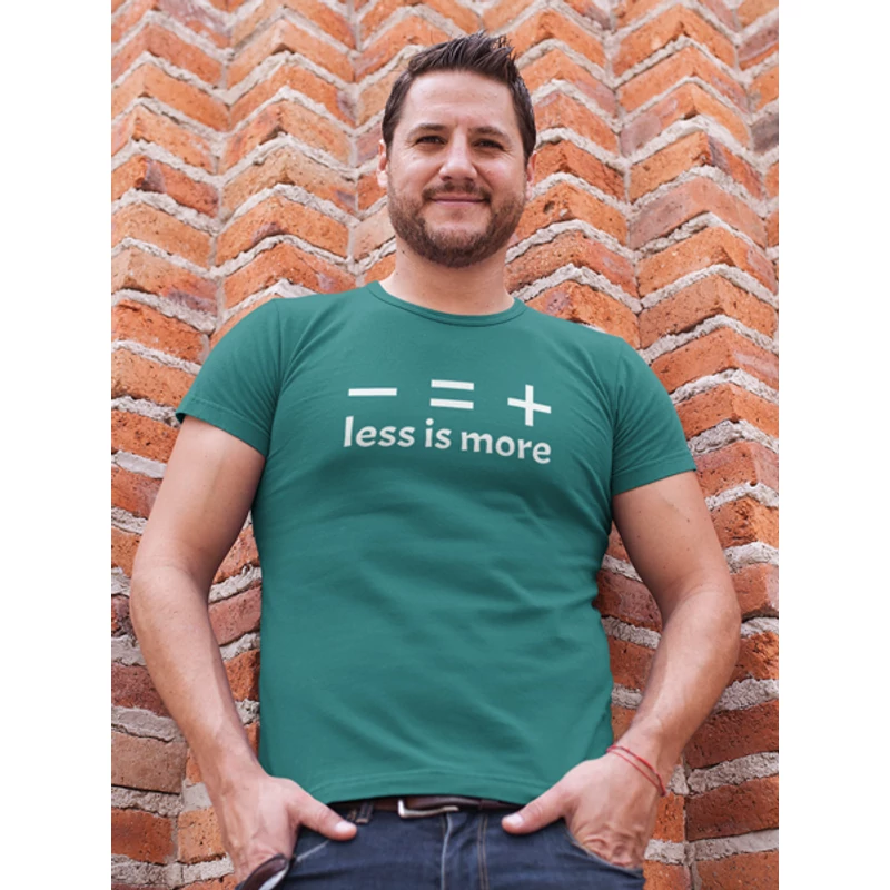less-is-more-divakek-polo